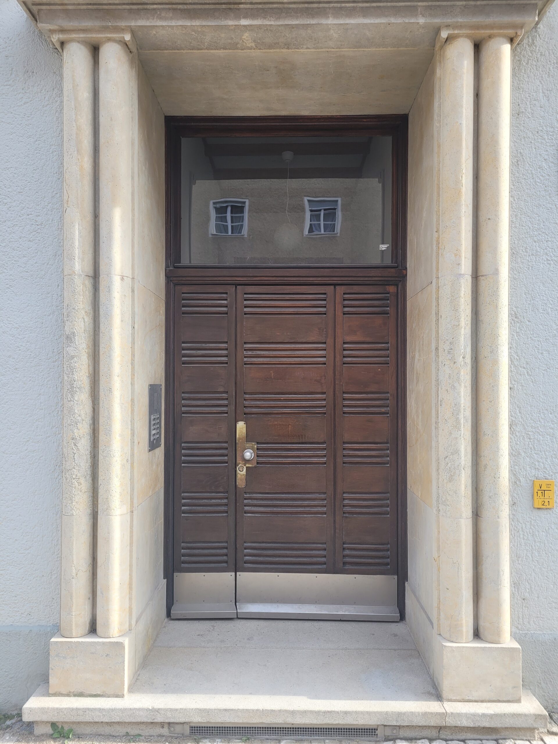 Moderne Stadtwohnung in München – optimal vermarktet durch Kopp Real Estate, Ihre Experten für Immobilienverkauf.