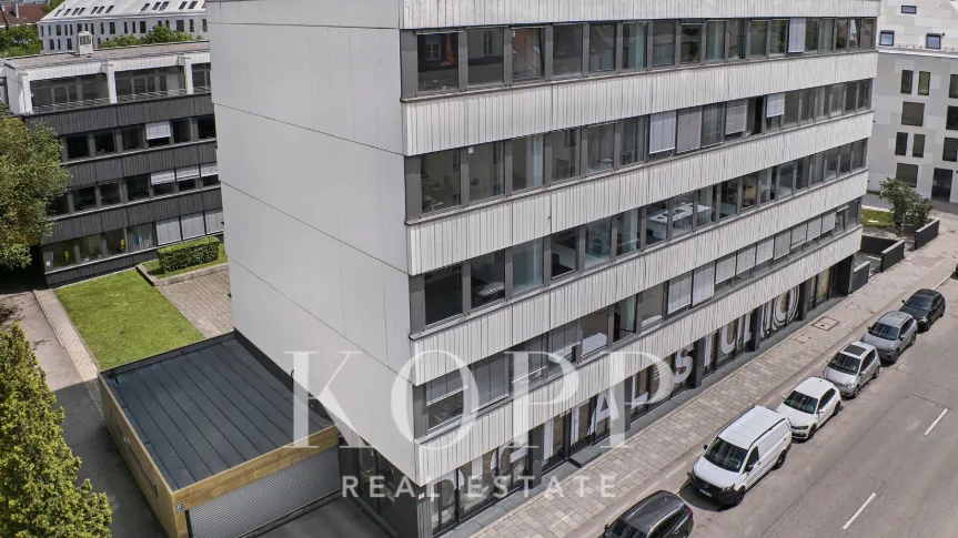 Büro vermieten in München: Bürogebäude aus der Luft