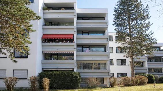 Wohnanlage mit Balkonen in München, Eigentumswohnung kaufen mit Kopp Real Estate